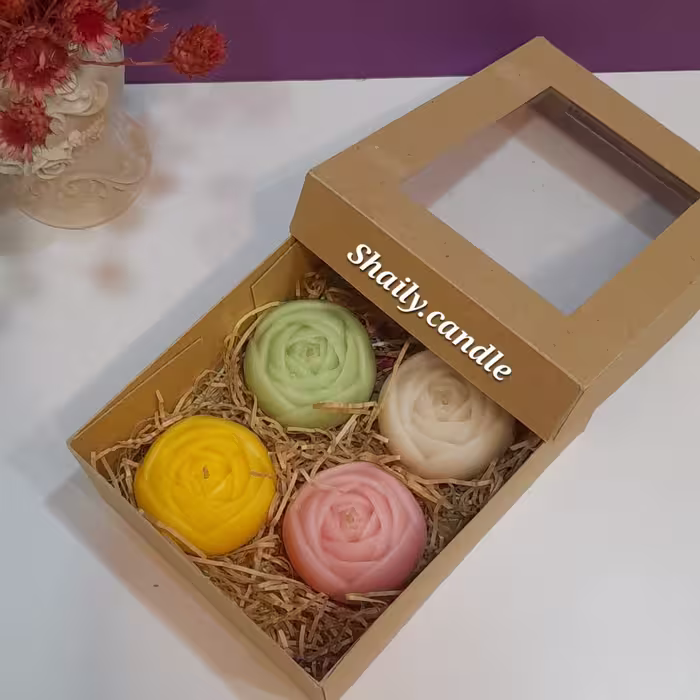باکس هدیه شمع غنچه گل پیونی 