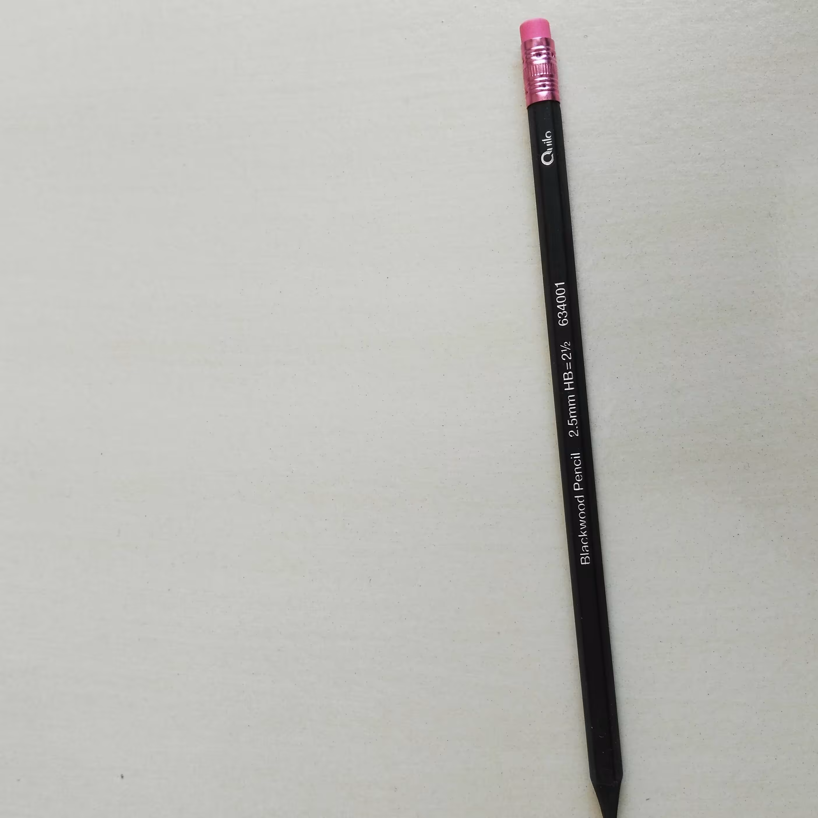 مداد سیاه Quilo پاکن دار