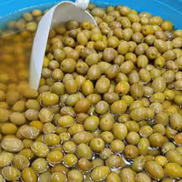 زیتون درجه یک سایز درشت  خوش مزه رودبار