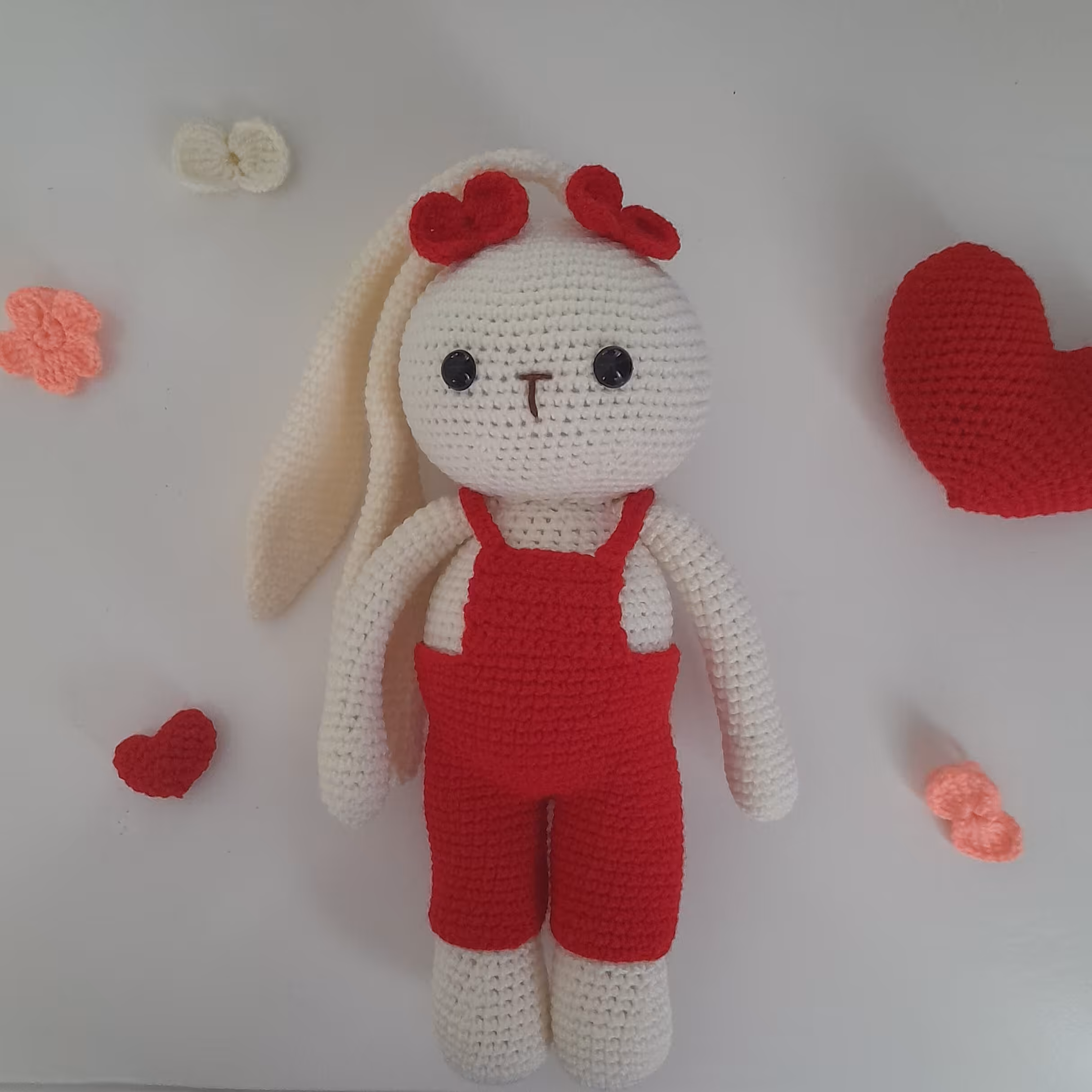 عروسک بافتنی خرگوش گوش دراز