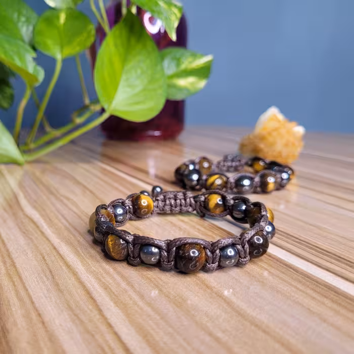 دستبند سنگ حدید و چشم ببر