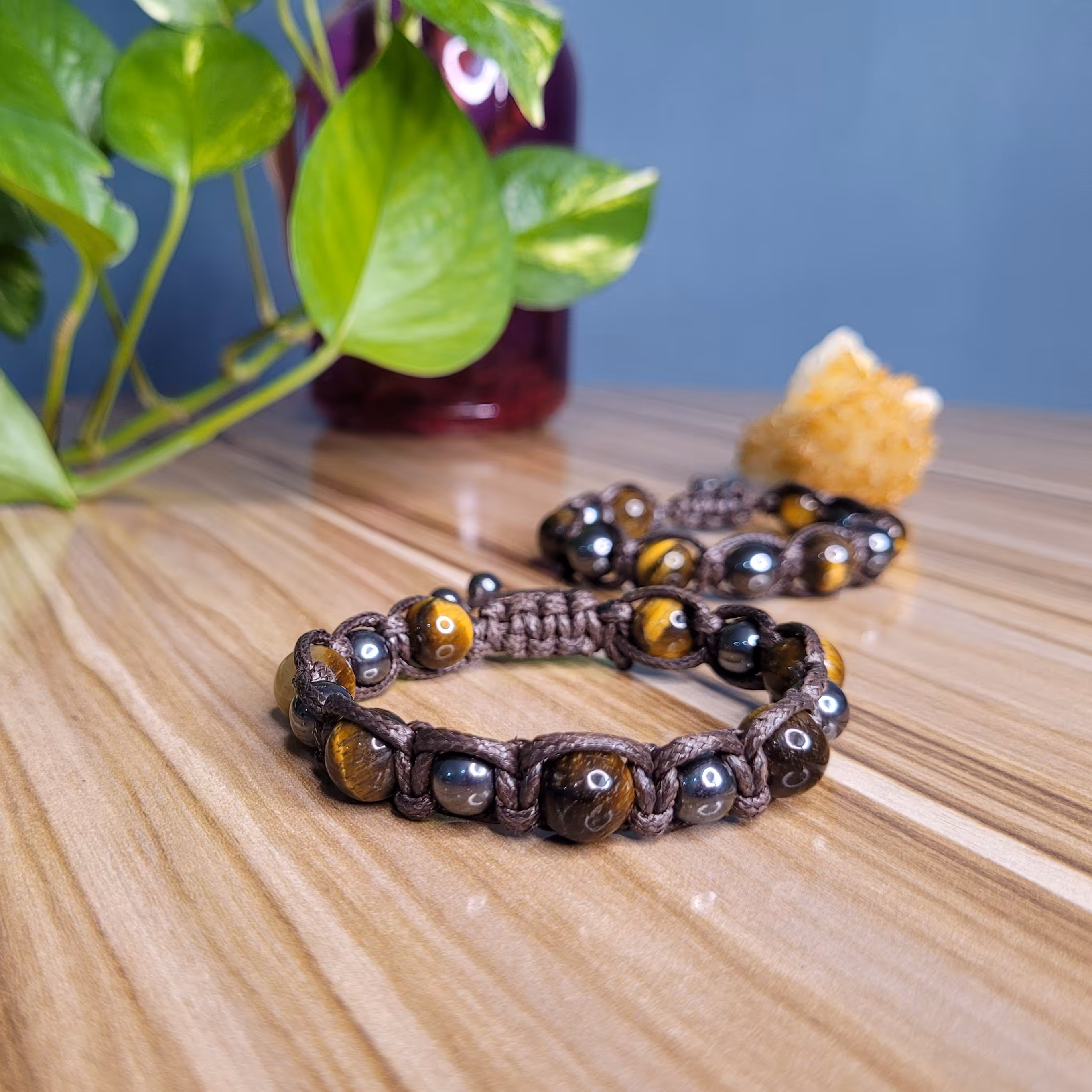 دستبند سنگ حدید و چشم ببر