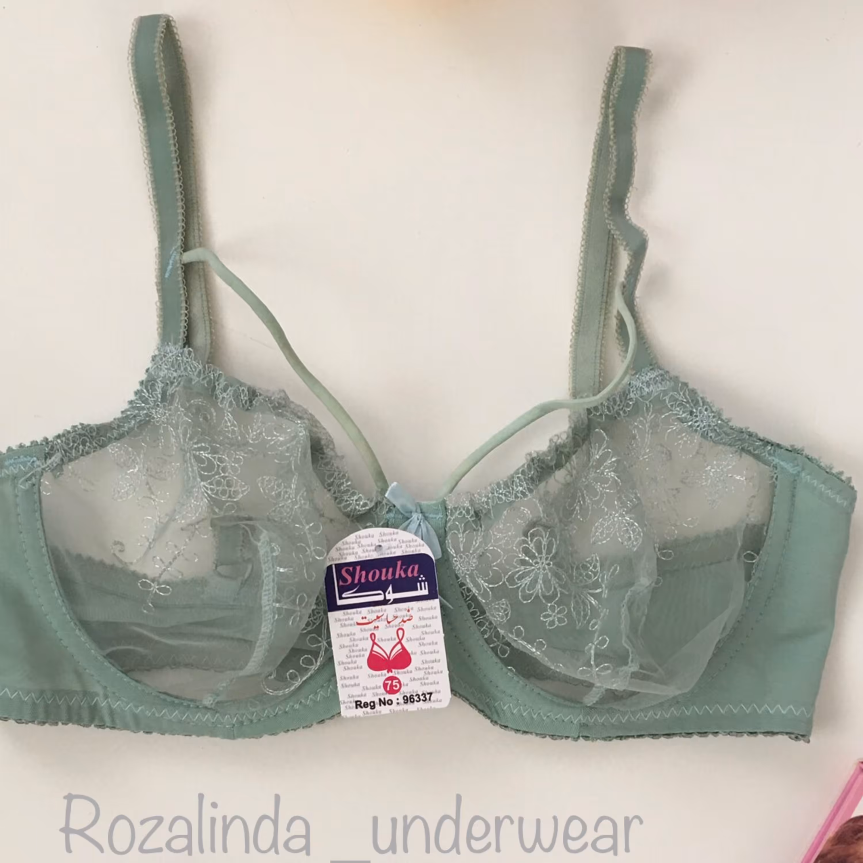 سوتین شیشه ای طرح گلدوزی  و ضد حساسیت