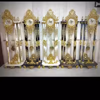 ساعت انتیک هزینه ارسال باخریدارعزیزمیباشد 