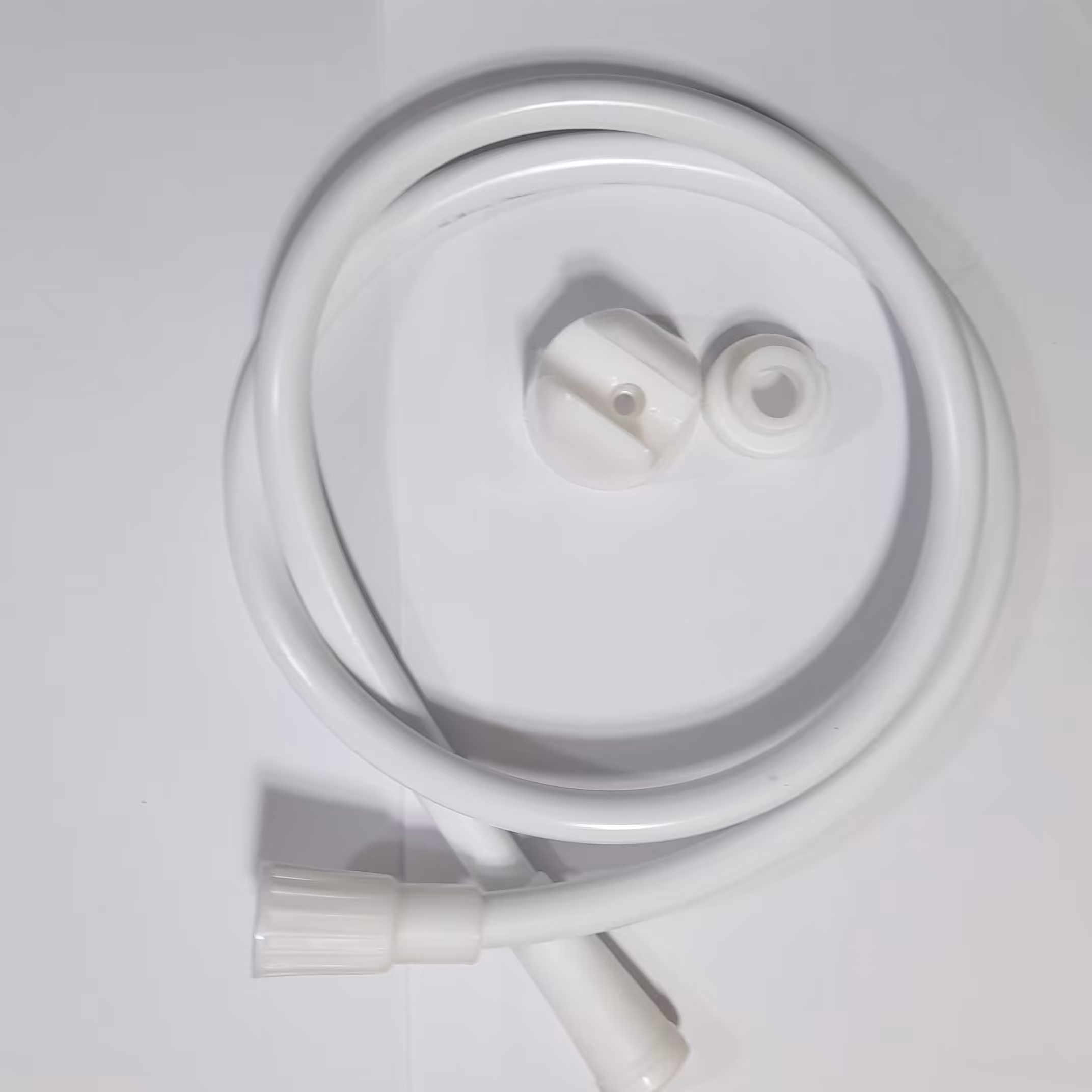 شلنگ توالت پلاستیکی 