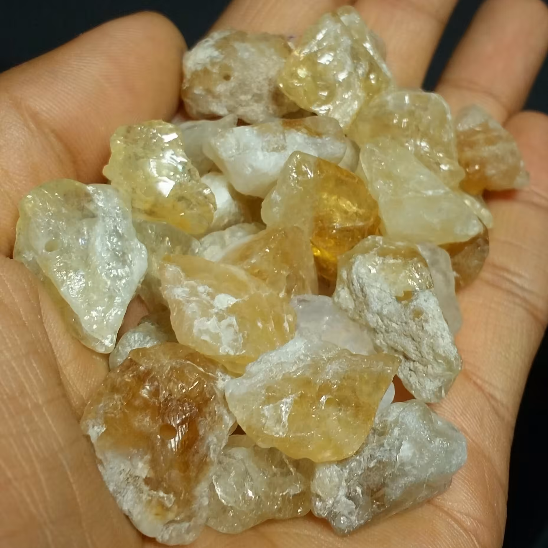 مهره سنگ راف سیترین دو طرف سوراخ وارداتی صد در صد طبیعی