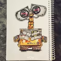 دفترچه یادداشت خط دار  کار دست پرس جلد نقاشی پرس شده و سیمی در صورت سفارش شروع به کار میشه طرح وال ای 