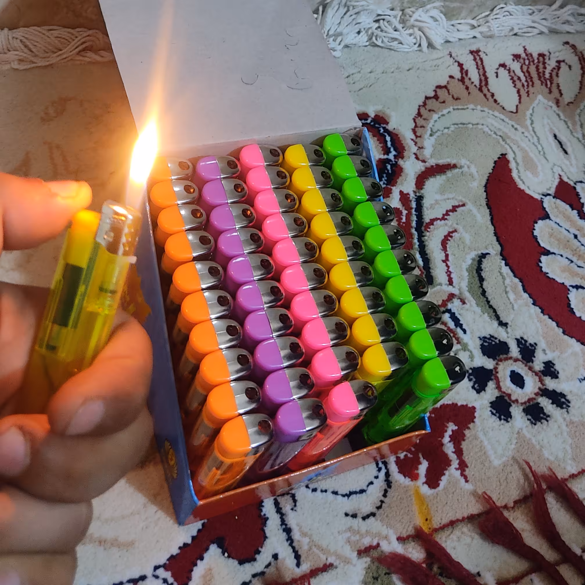 فندک معمولی فنیکس یک عددی