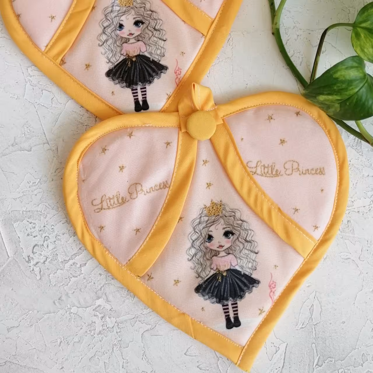 دستگیره قلبی مخمل نسوز مدل ماهلین طرح 34