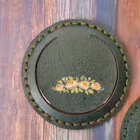 آینه کوچک جیبی چرم دست دوز نقاشی شده با رنگ ثابت 