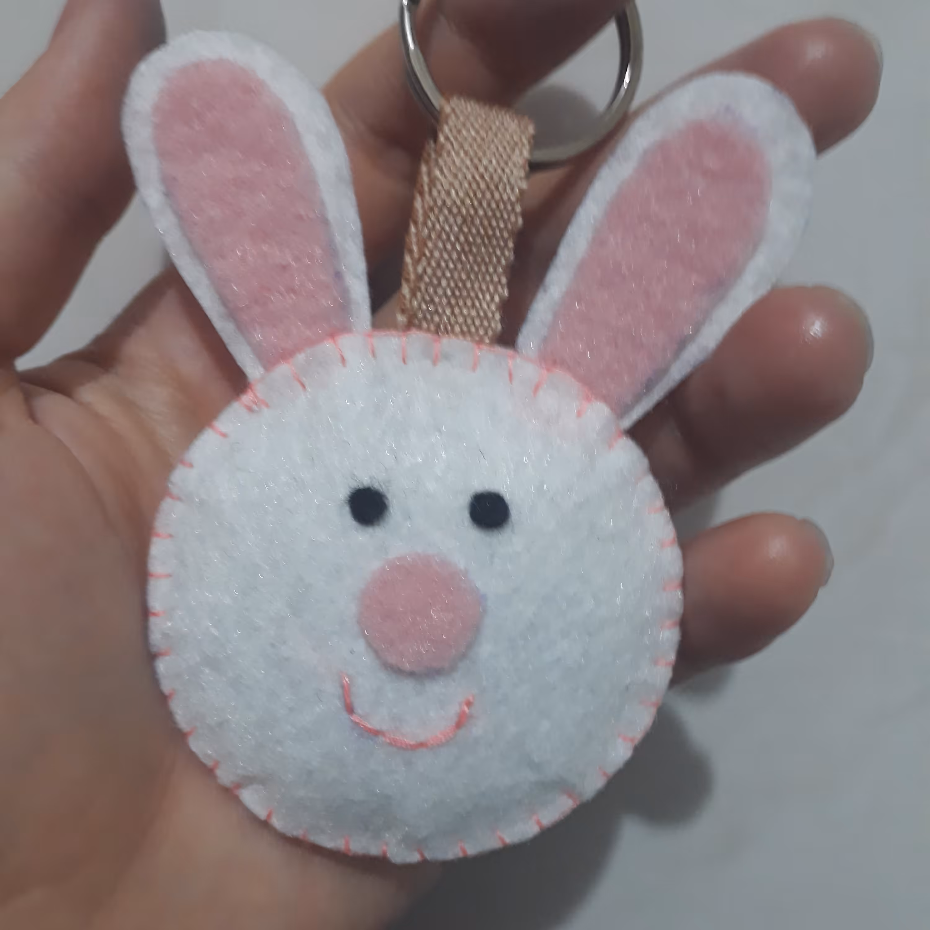 جاکلیدی خرگوش نمدی گیفت حرف خ هدیه عید سال1402