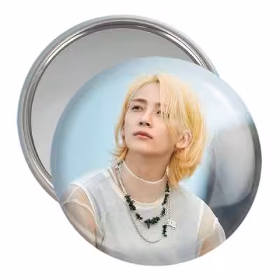 آینه جیبی خندالو مدل جونگهان گروه سونتین Seventeen کد 12490