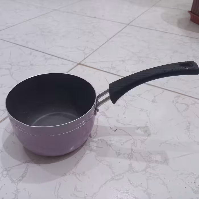 شیرجوش گرانیتی دسته دار قطر 15 سانتی متر