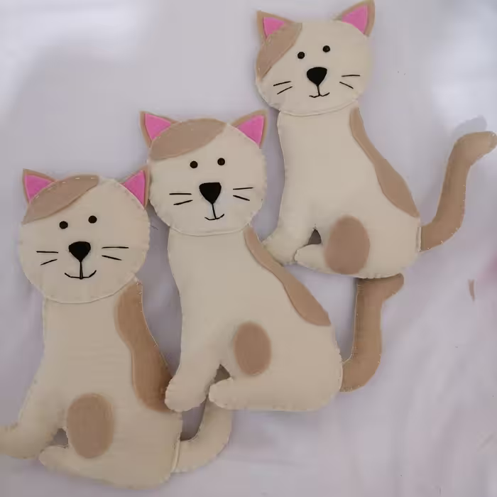 گربه ی ملوس