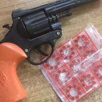 تفنگ ترقه ای کلانتر