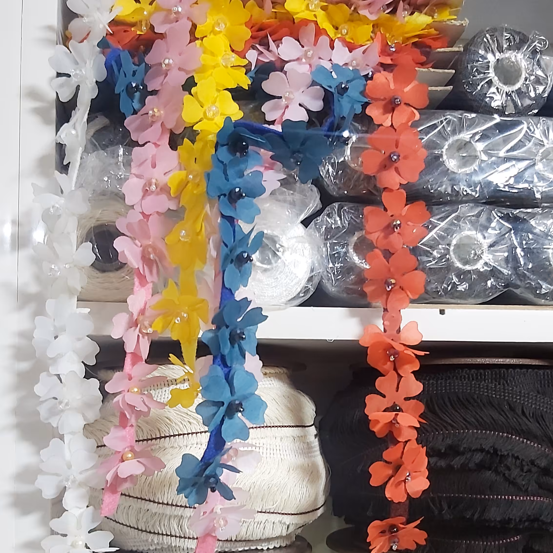 گل نگین دار دونه ای 3 هزار