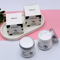 کرم دست و صورت شیر  آبرسانی  فوق العاده برای پوست خشک شما