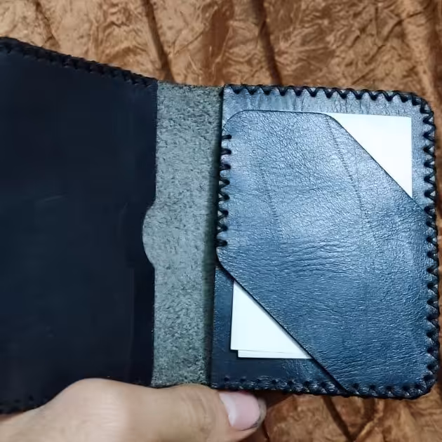 جاکارتی چرم طبیعی رنگ نوک مدادی