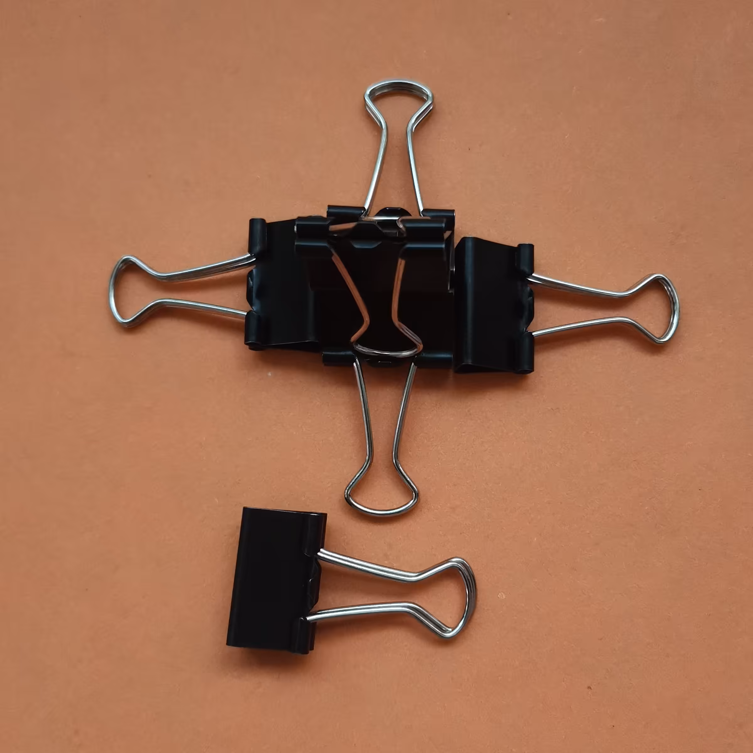 گیره کاغذ کوچک