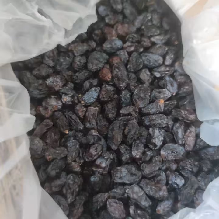 مویز گوشتی شاهانه سایز درشت در بسته های نیم کیلویی