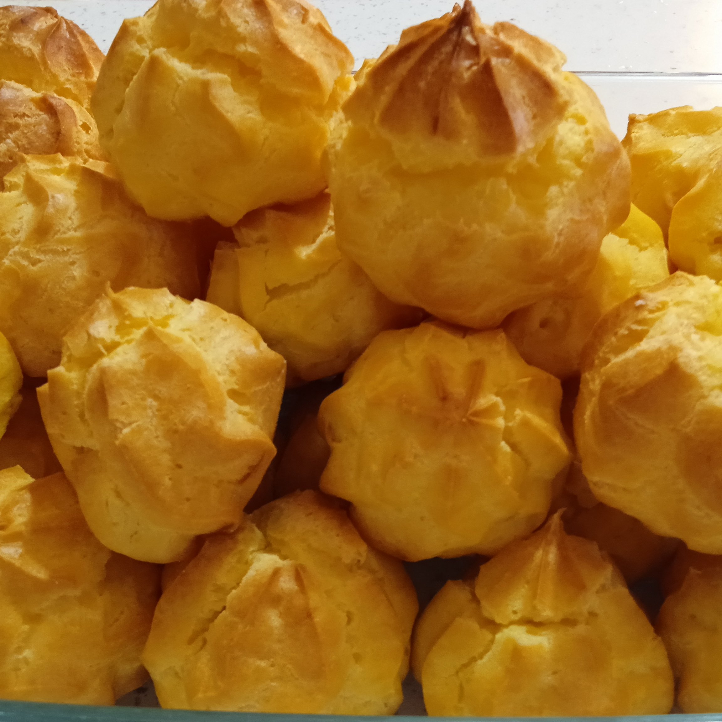 نان خامه ای خونگی تازه و خوشمزه