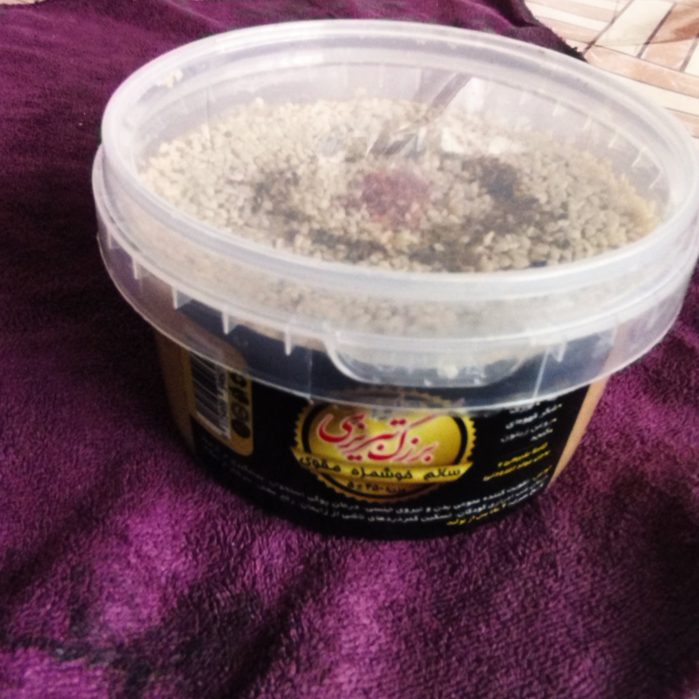 حلوای برزک تبریزی . بدون هیچ افزودنی با شکر نیشکر و روغن زیتون .