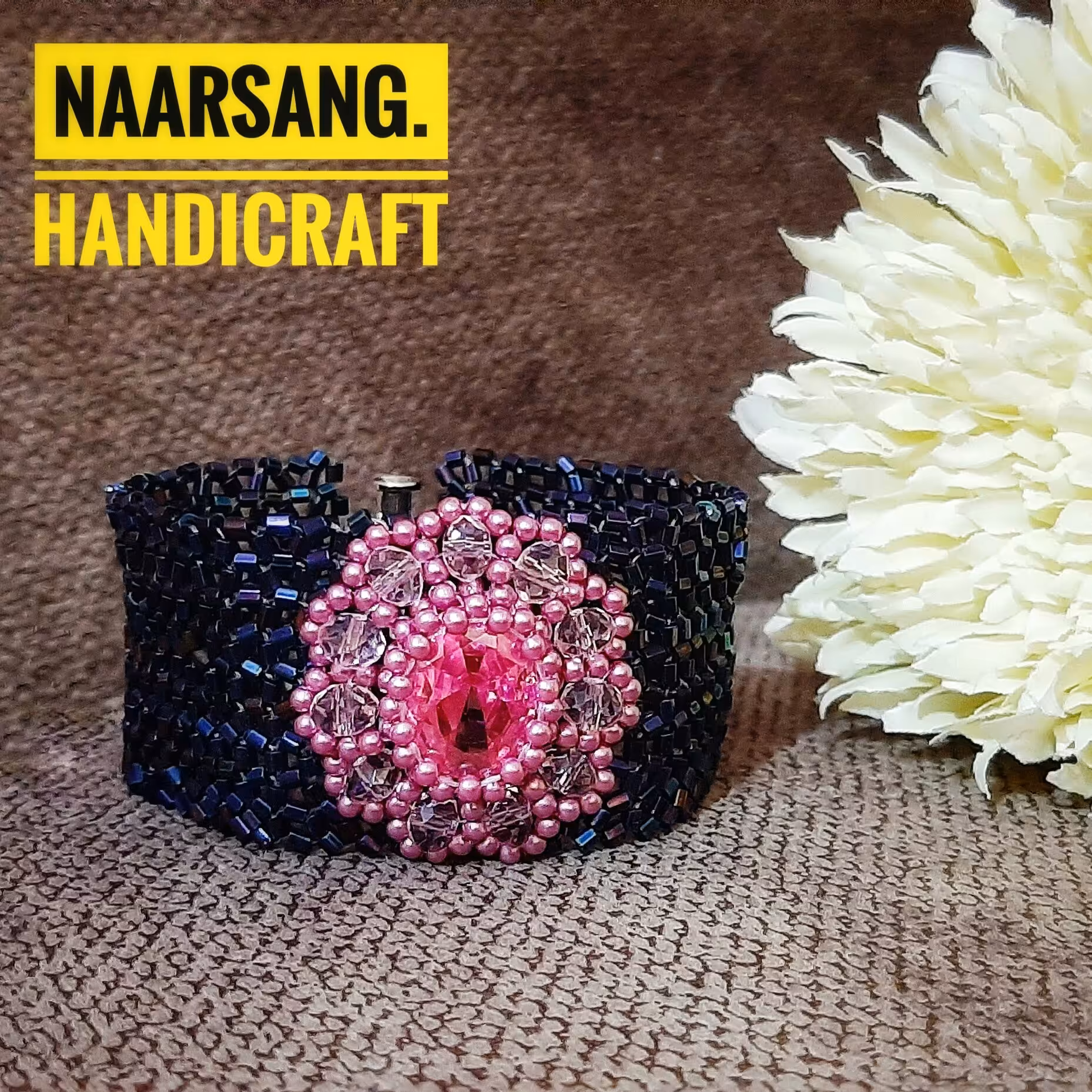 دستبند منجوقبافی گل