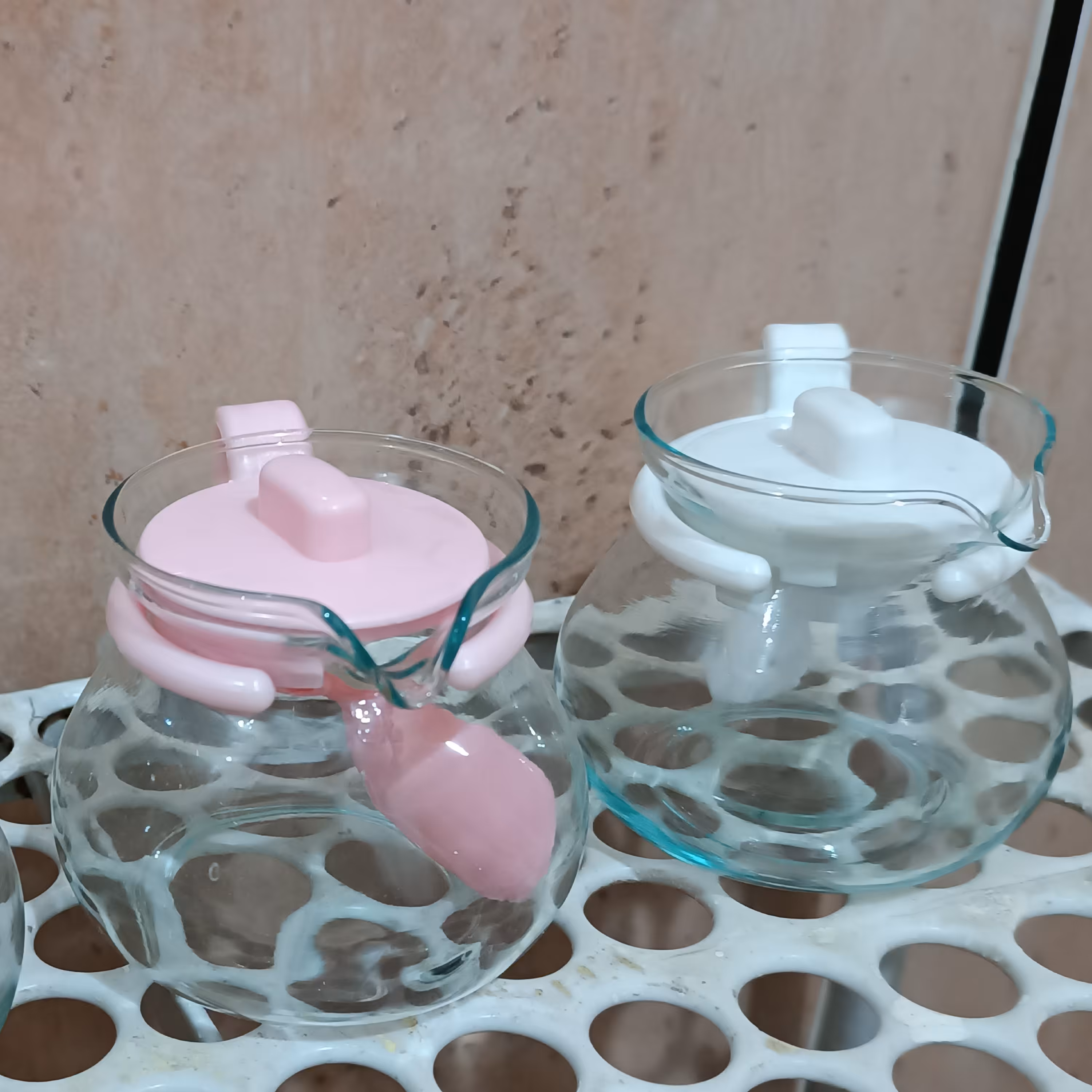 قوری زعفران پیمانه دار