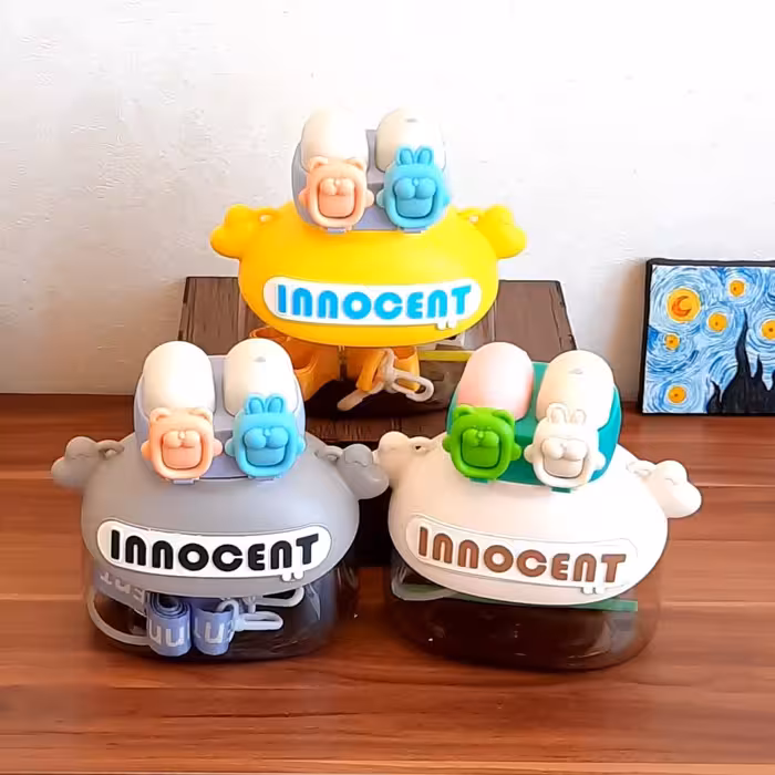 قمقمه فانتزی کودک جنس اکرلیک نشکن 1200 میلی کیوت مناسب مدرسه