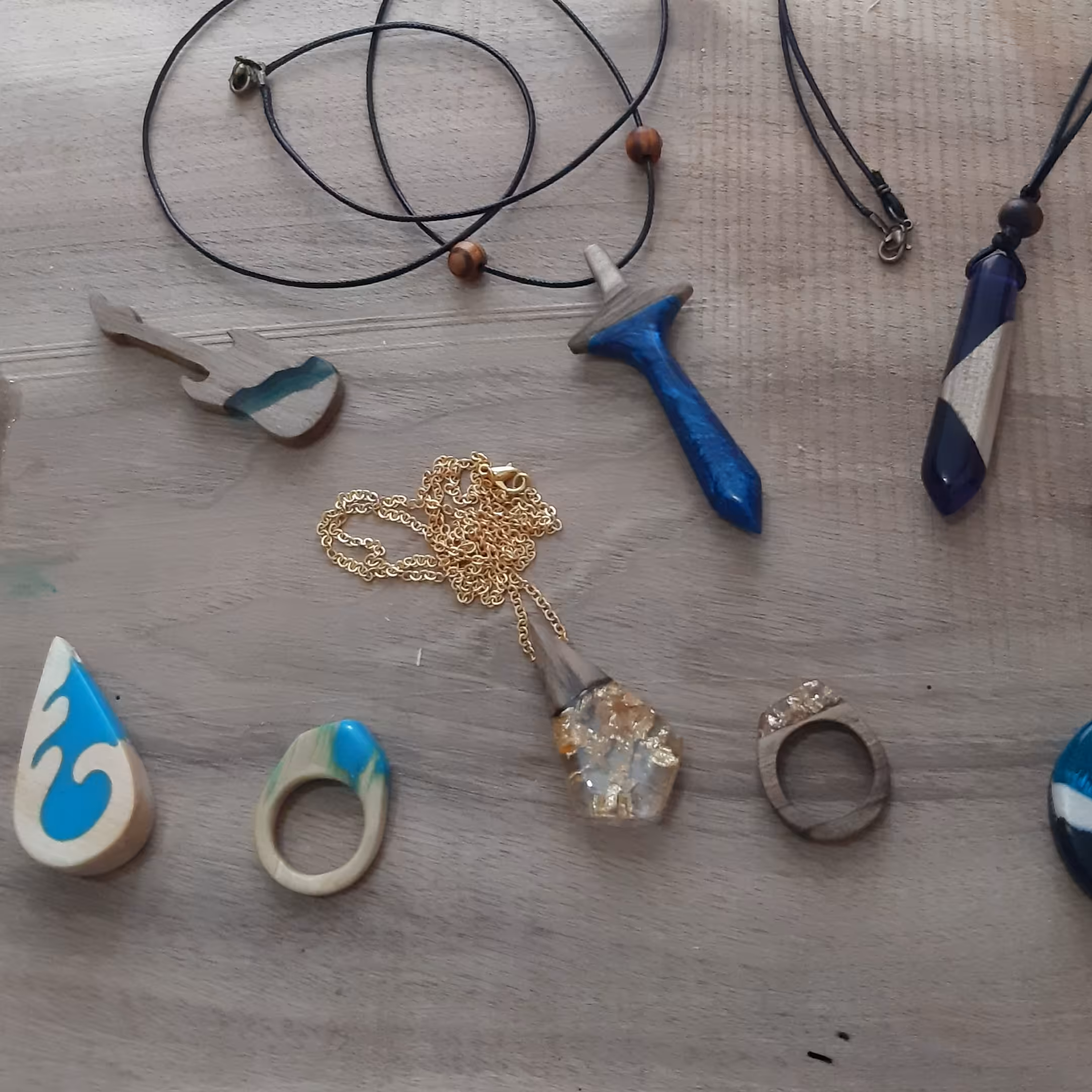 زیوآلات چوب و رزینی