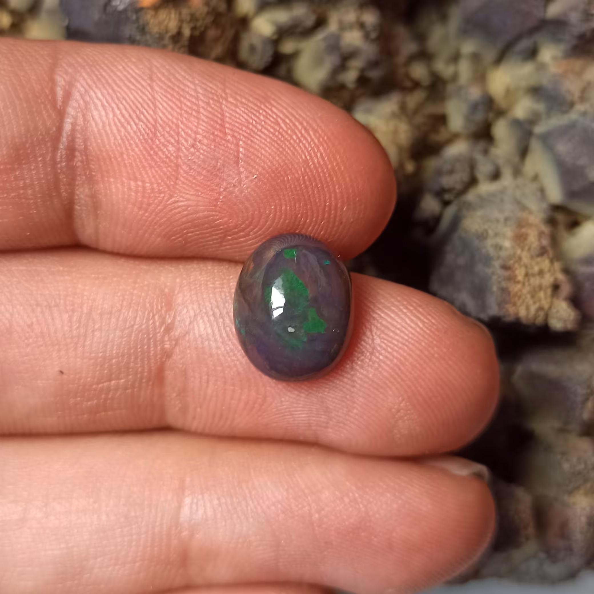 نگین سنگ اپال سیاه اتیوپی OPB3