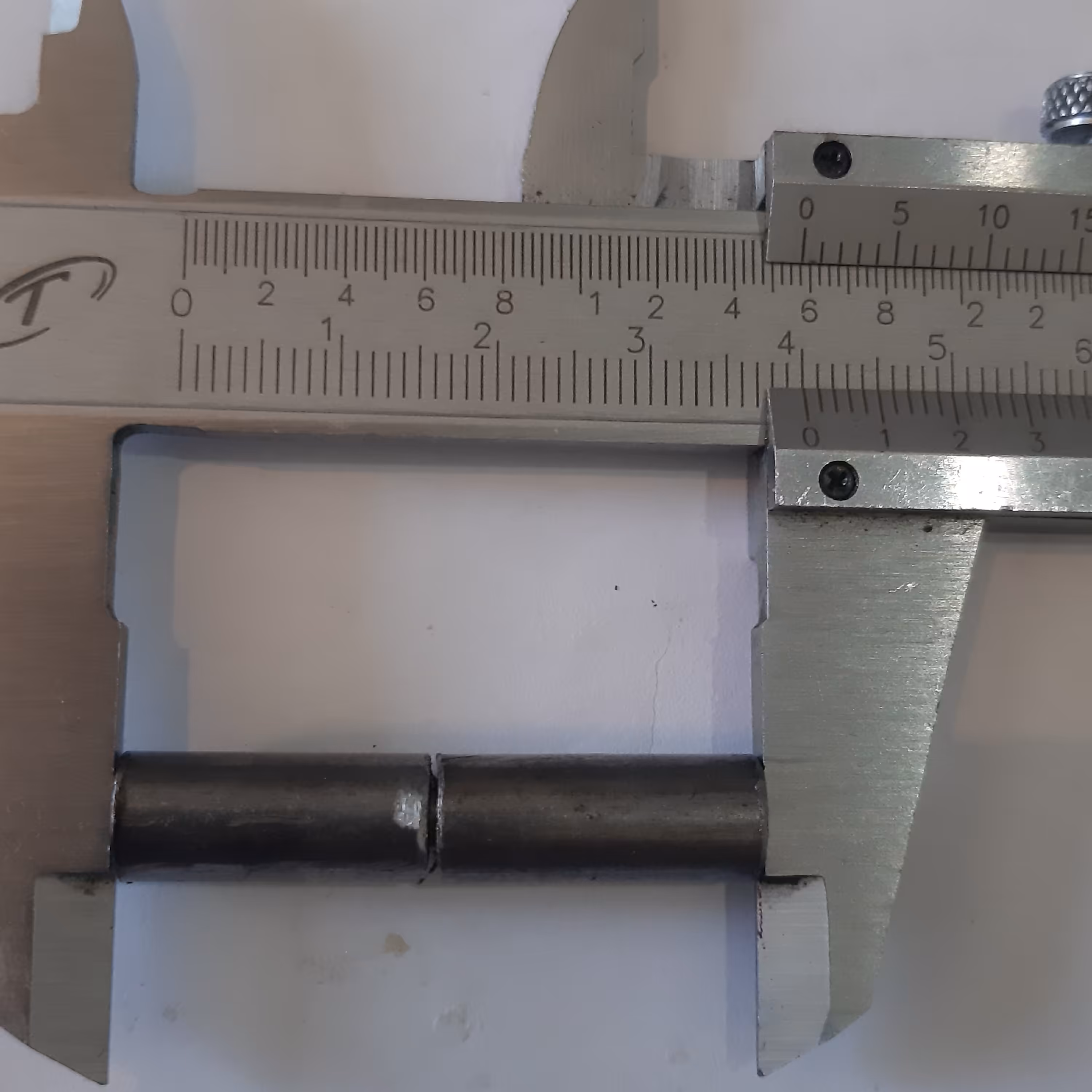 لولا آهنی ( جوشی)سایز 8 طول 40 