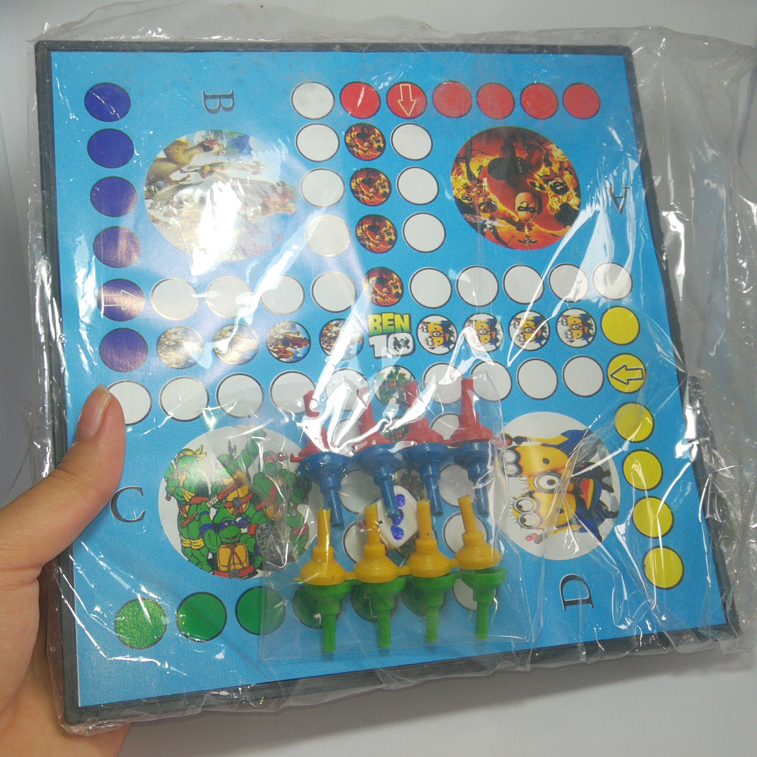 منچ و شطرنج مربع