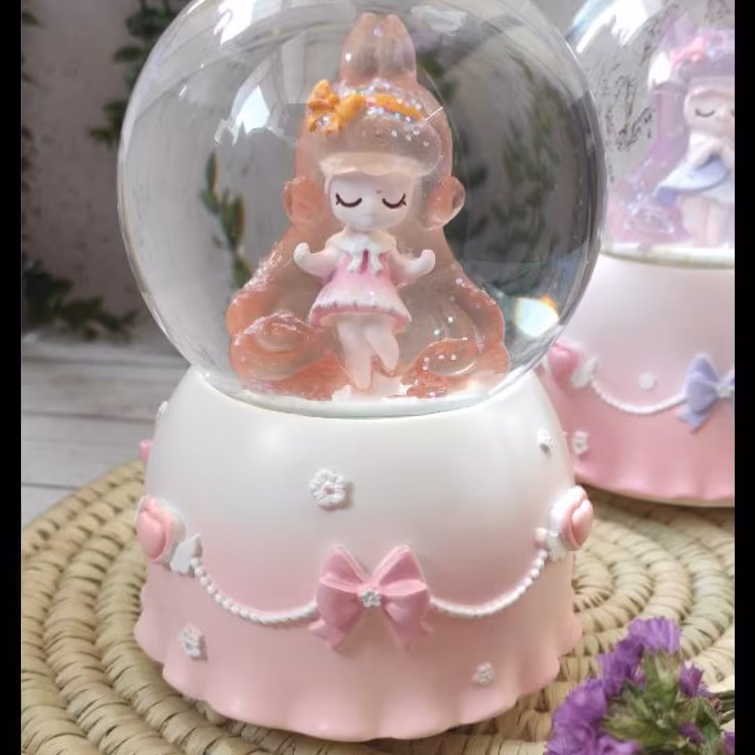 گوی موزیکال مدل دختر پمپی و چراغدار  