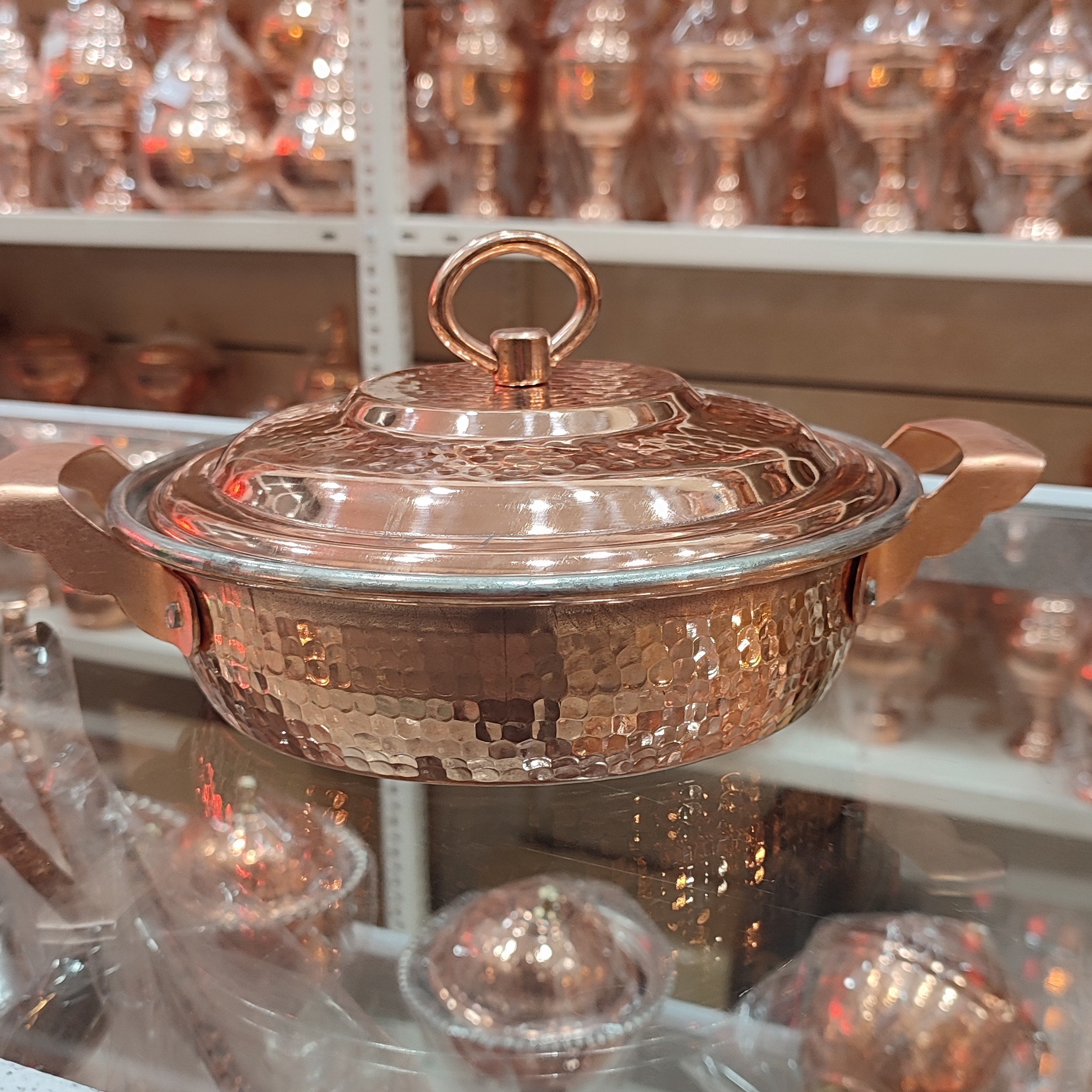 ماهیتابه مسی دسته دار
