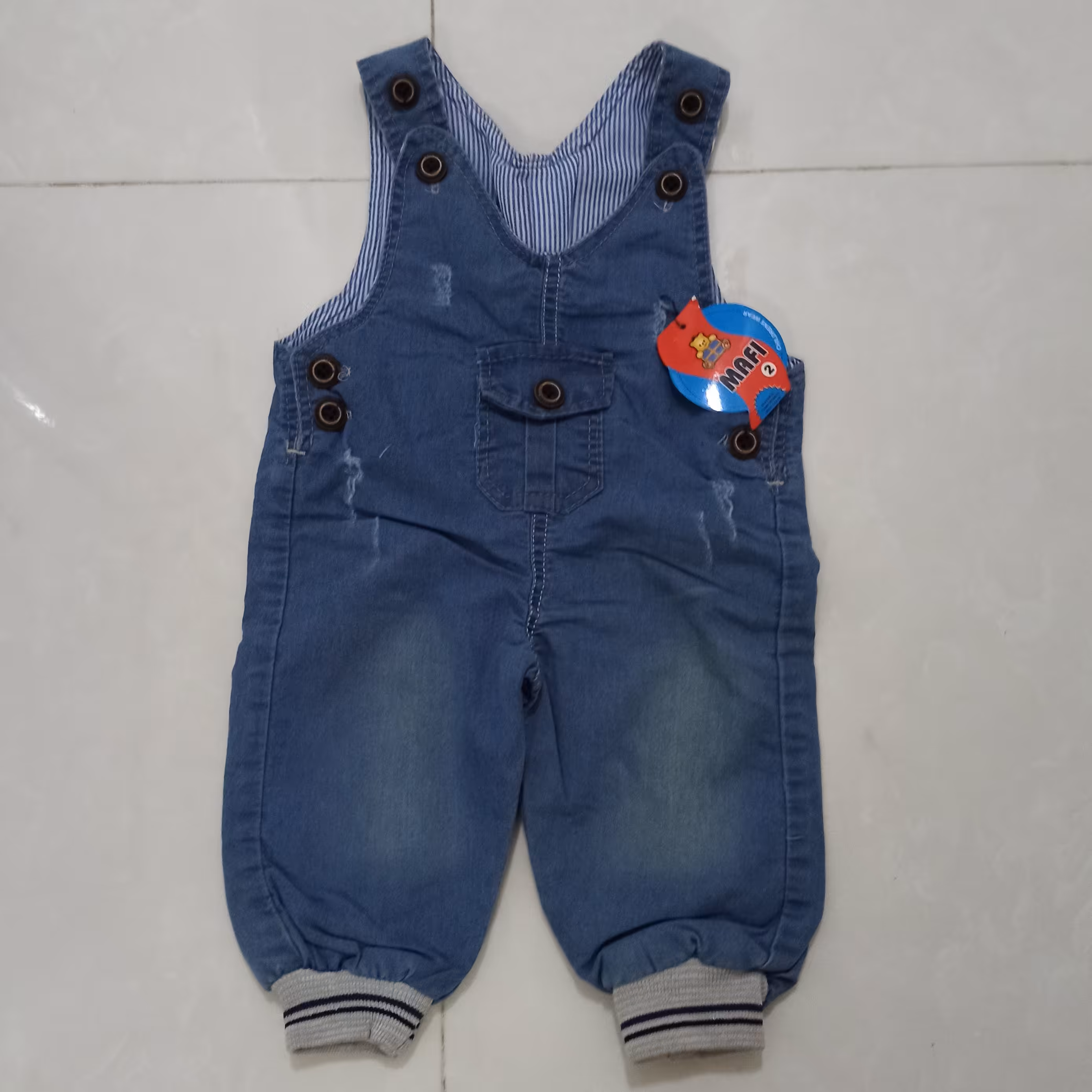 پیش بندی لی