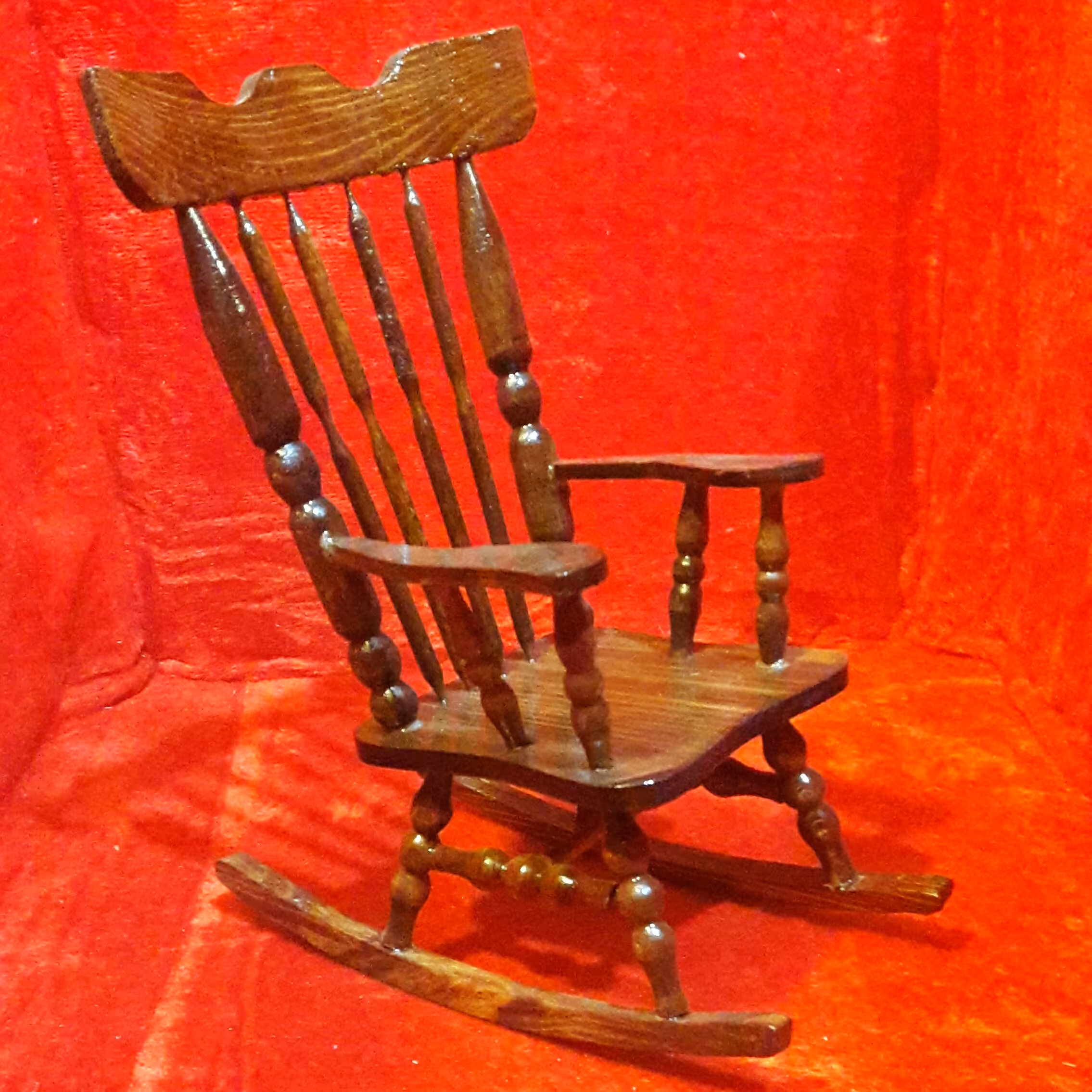 صندلی مادر بزرگی دکوری