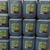 روغن زیتون مرغوب طارم در دو نوع بدون بو و با بو حجم گالن 22لیتری