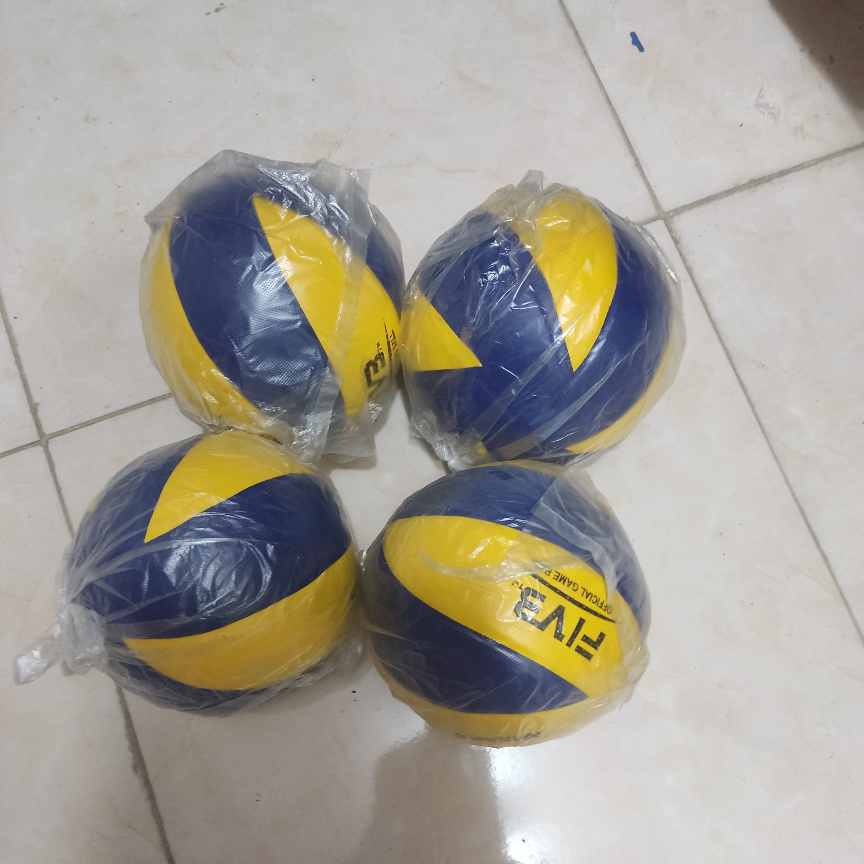 توپ والیبال میکاسا 