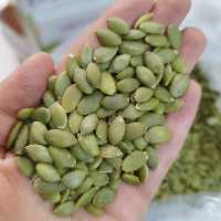 مغز تخمه کدو تازه و درجه یک (یک کیلو)