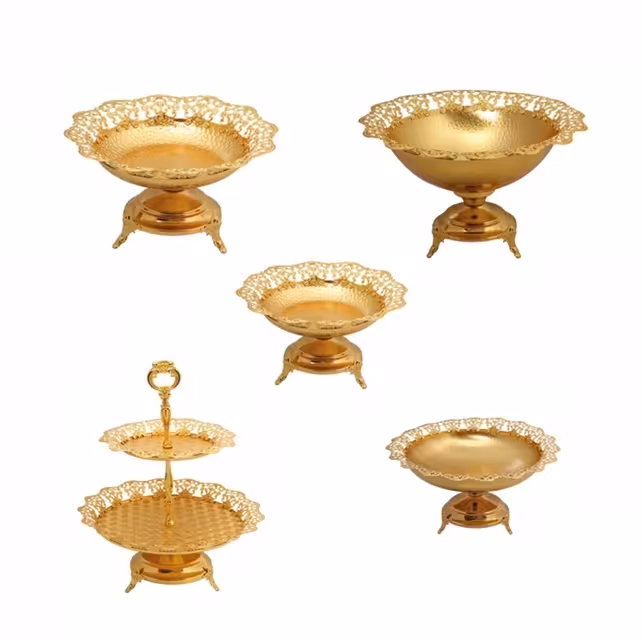 ست پذیرایی 5 تیکه طلایی دارای میوه و شیرینی و اجیل خوری و دو طبقه و شکلات خوری 