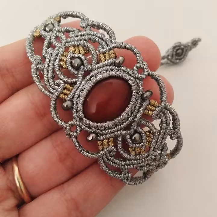 دستبند بافت با سنگ عقیق اصل و معدنی قابل سفارش در سایز مورد نظر شما