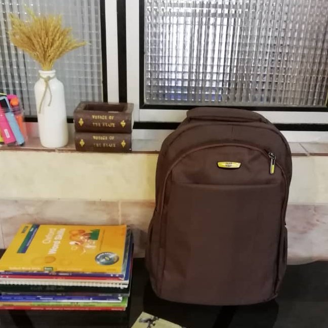 کوله پشتی کاترپیلار طرح کلاسیک رنگ قهوه ای