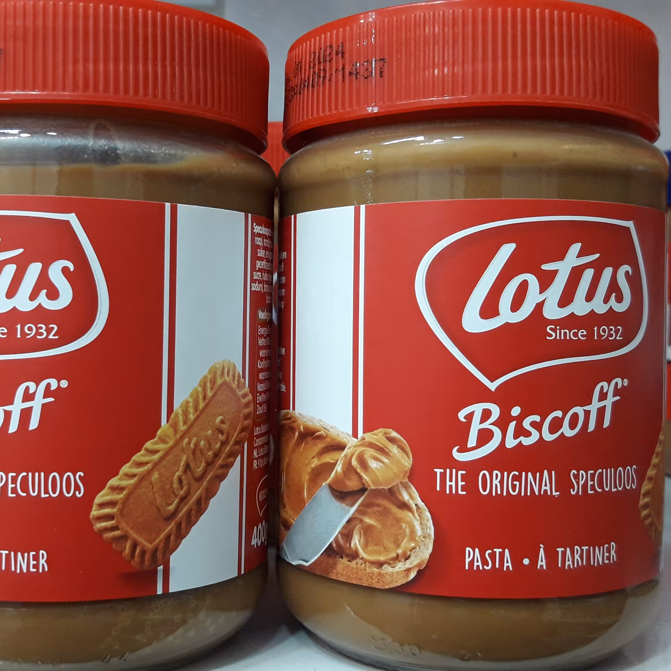 کرم بیسکوئیت لوتوس محصولی عالی و خوشمزه 400گرمی