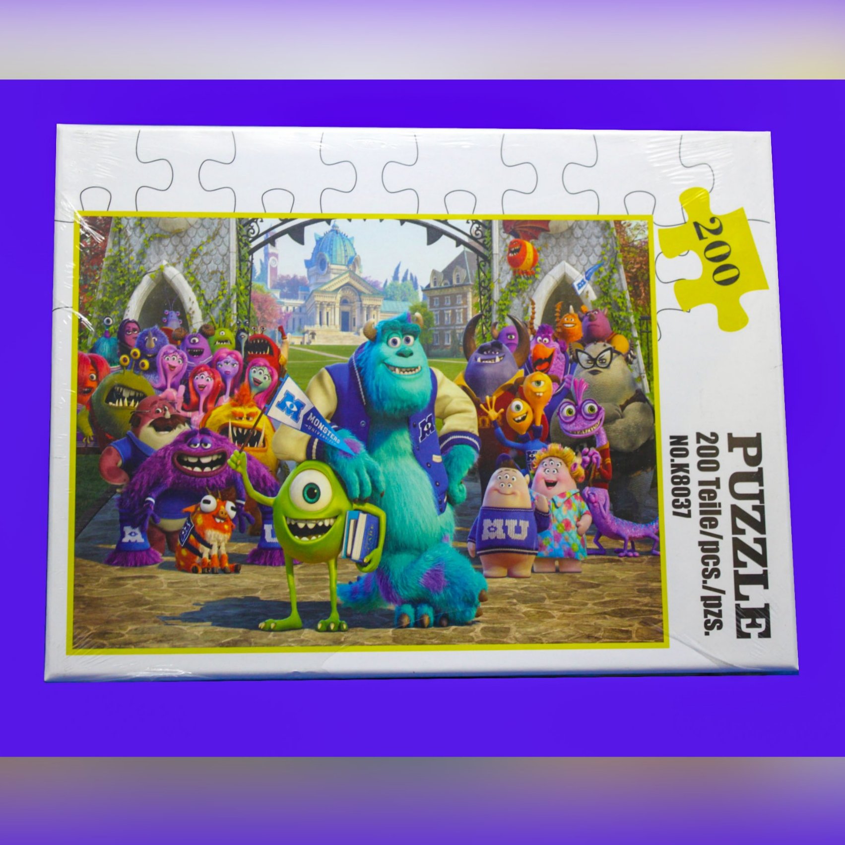 پازل ساختنی 200 قطعه طرح کارخانه ی هیولاها