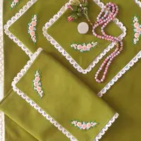 ست سجاده کامل همراه با کیف گلدوزی شده زیتونی رنگ
