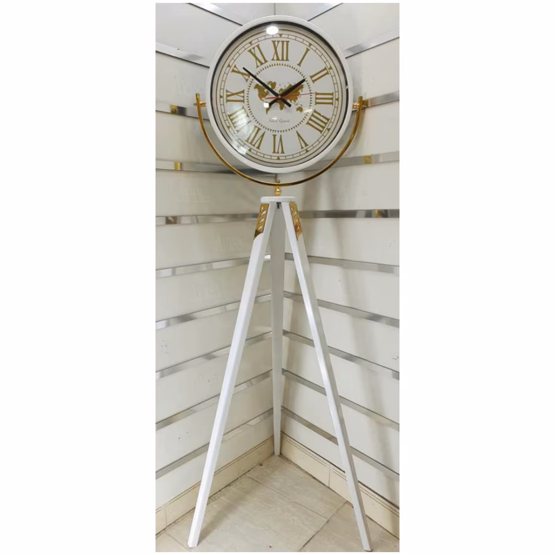 ساعت ایستاده 710 پسکرایه