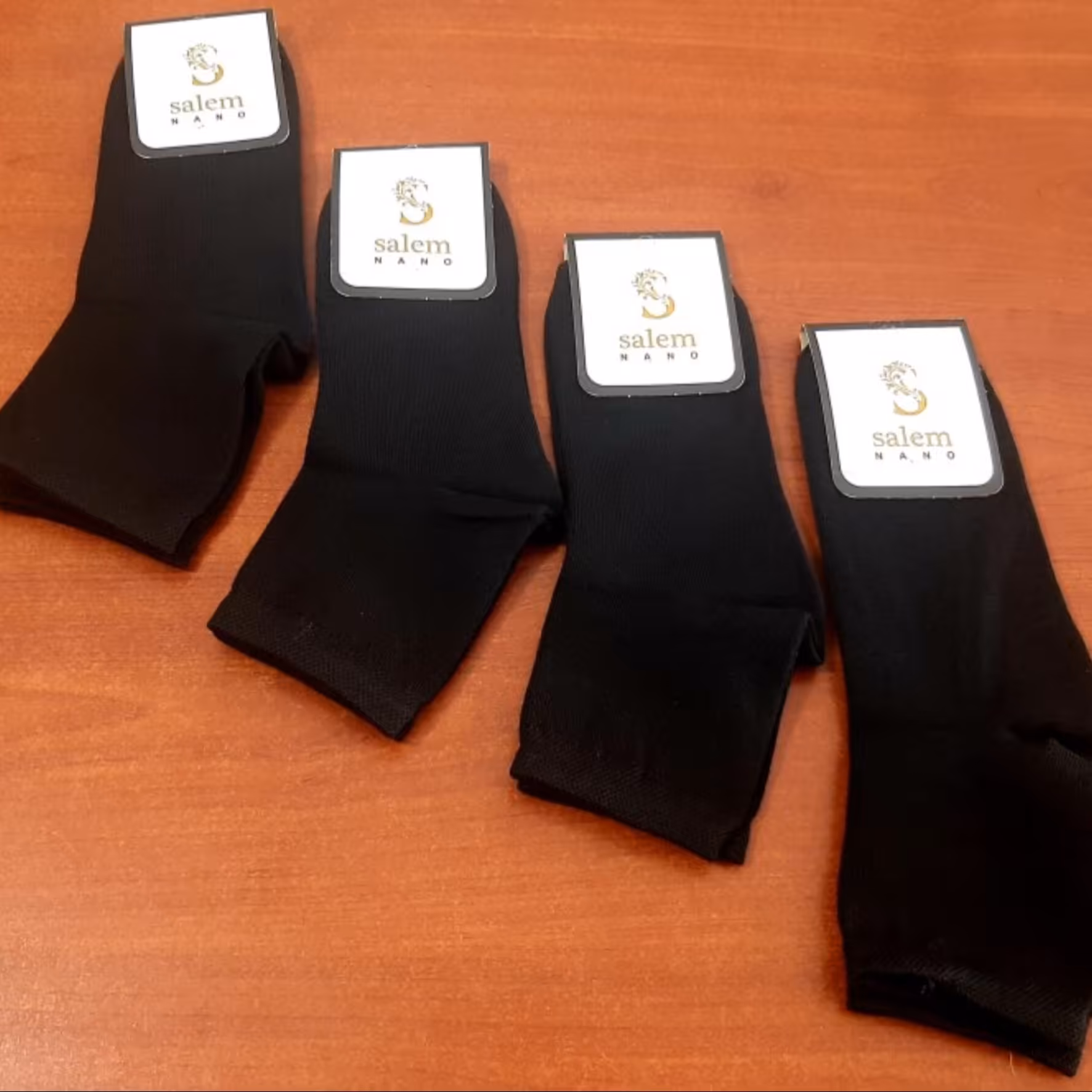 تولید جوراب نیم ساق مشکی فروش به صورت 12تایی عمده و تک جین رنگش عالی بسته بندی زیبا