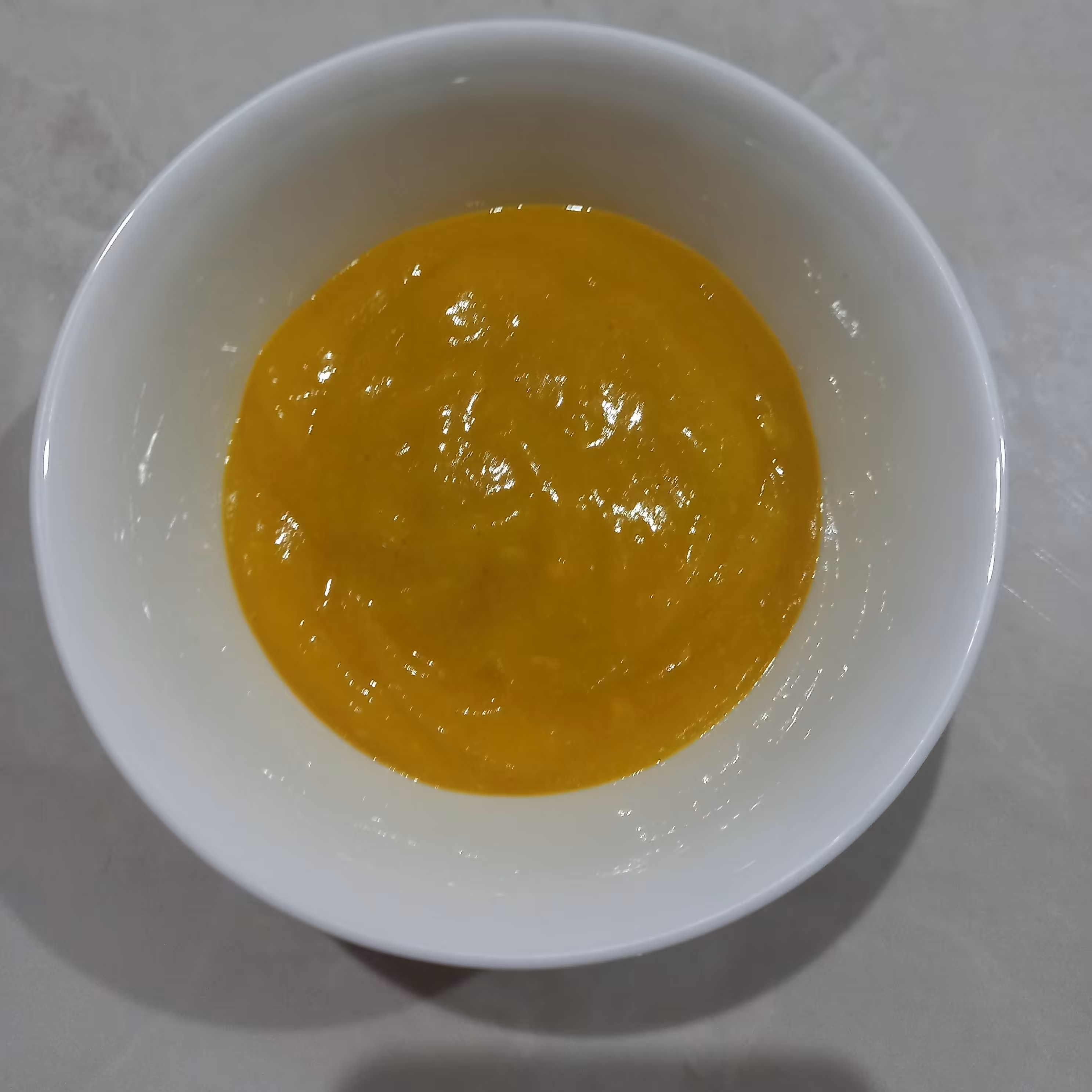 سس انبه زعفرانی وزن بین 900تا 950گرم ارسال با تیپاکس بصورت پسکرایه