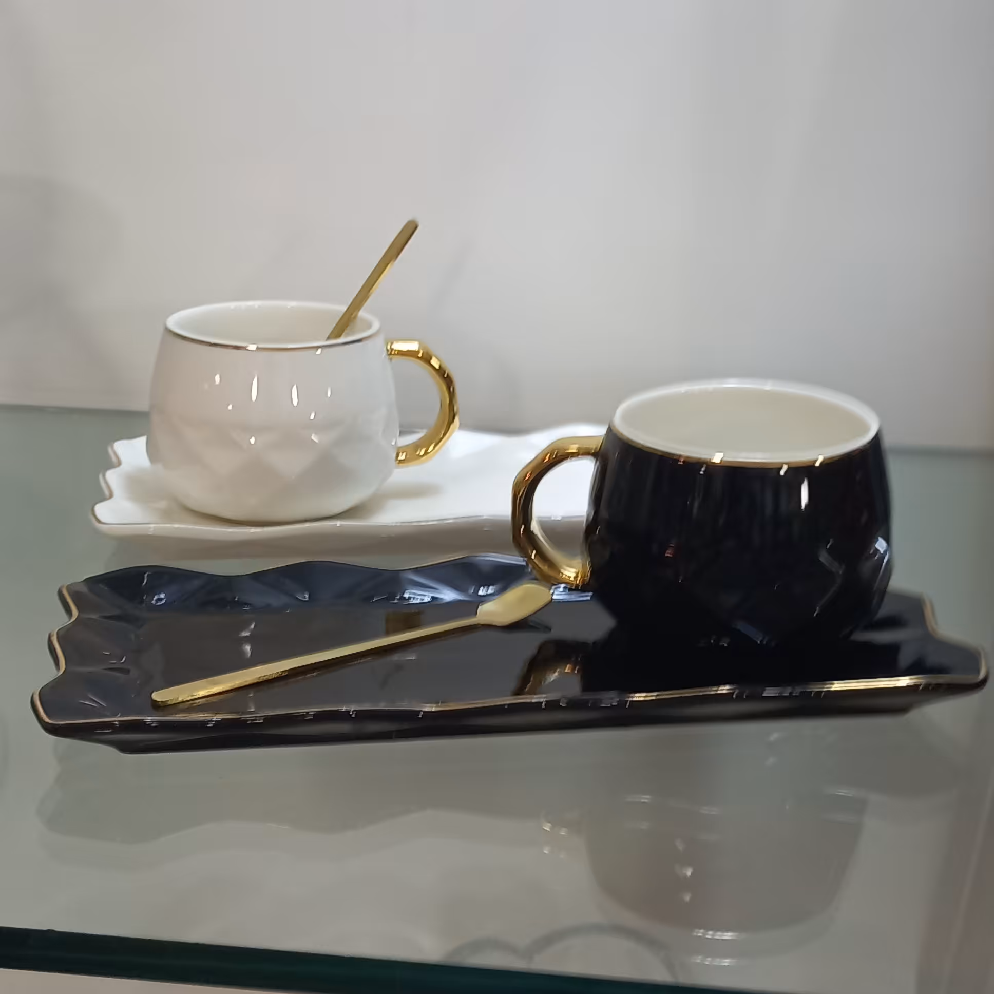 فنجان و بشقاب سرو کیک،بیسکویت